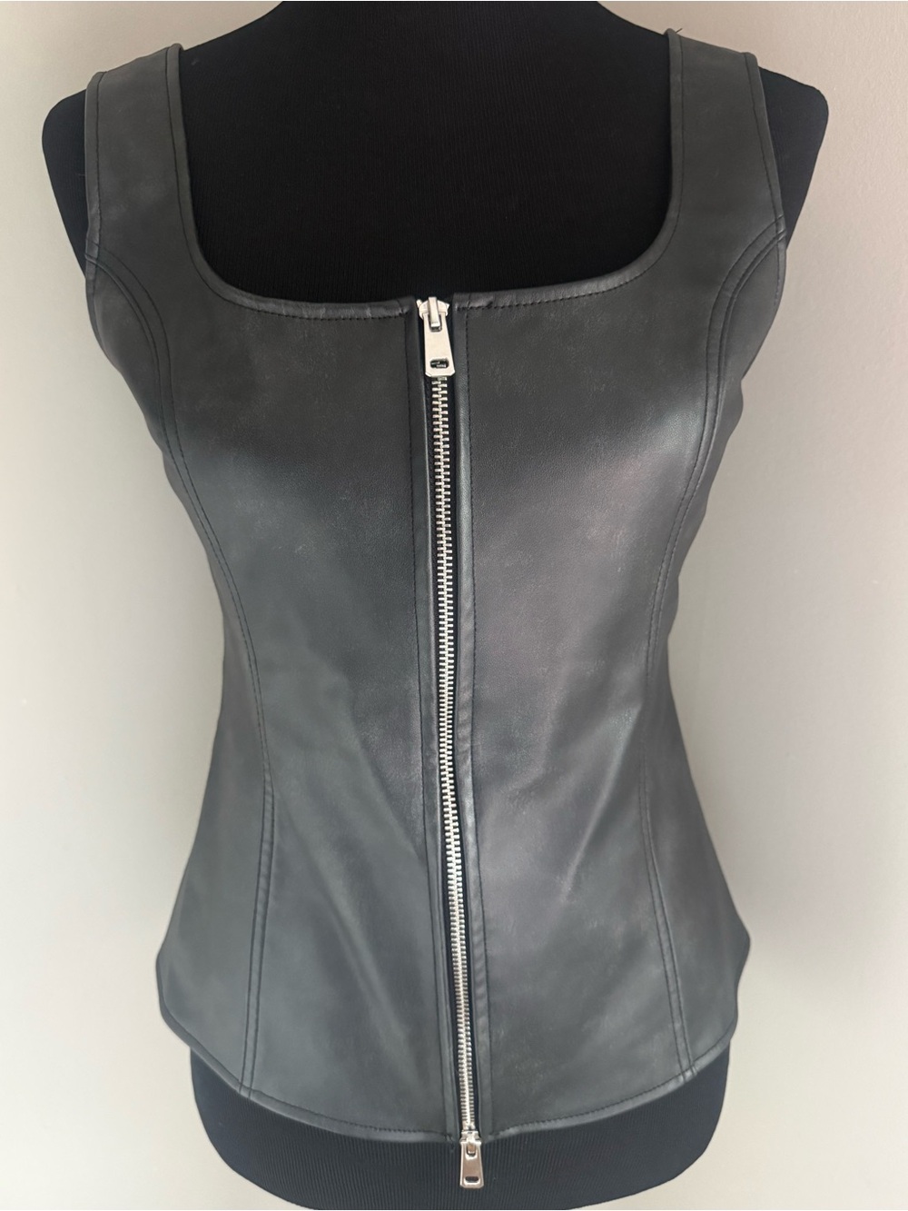 Zara Black Faux Leather Zip-Up Corset Top – Size Medium